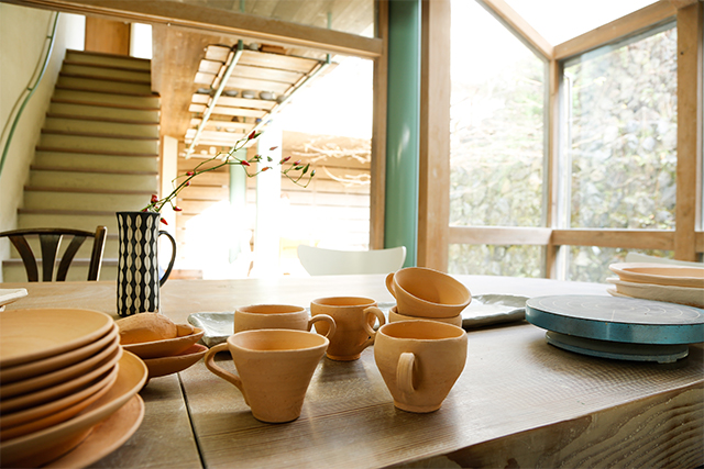 京都の陶芸家、堀岡岳之/堀岡洸匠が開いている道仙工房のWebサイトです